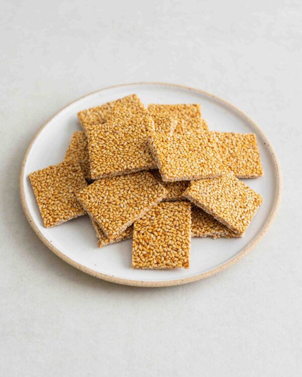 Sesame chikki